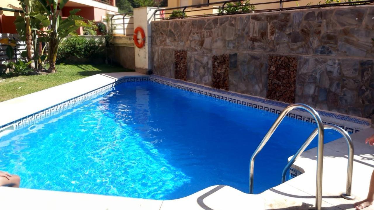 Costa Del Golf Apartman Torre de Benagalbon Kültér fotó